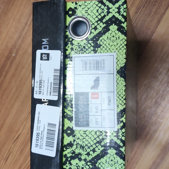 Cape Robbin brand new block heel shoe sandal - Picture 12 of 16